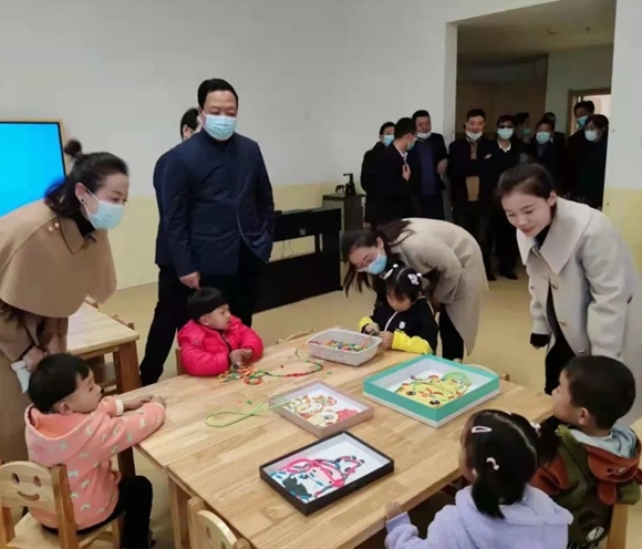 ׯ�к���Ϸ(�й�)�ɷ����޹�˾-����